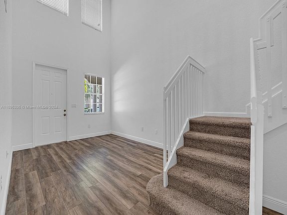 4th image of 1478 SE 26th Ave