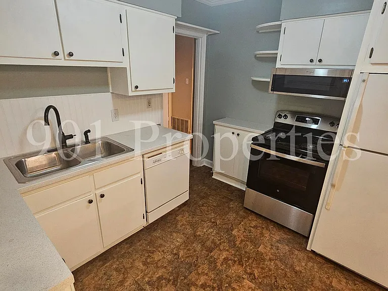 4963 Sequoia Rd — Photo 7