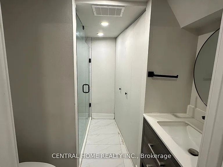 139 Maurice Ct #LOWER LEVEL — Photo 6