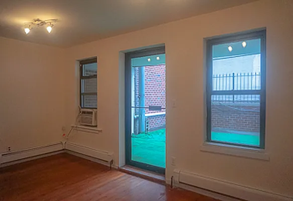 Rented by Maz Group NY | media 10