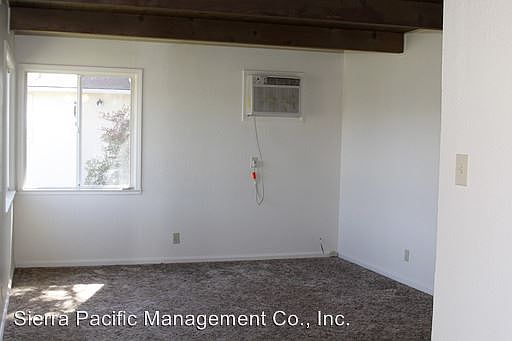 2nd image of 1436 Wendell Way
