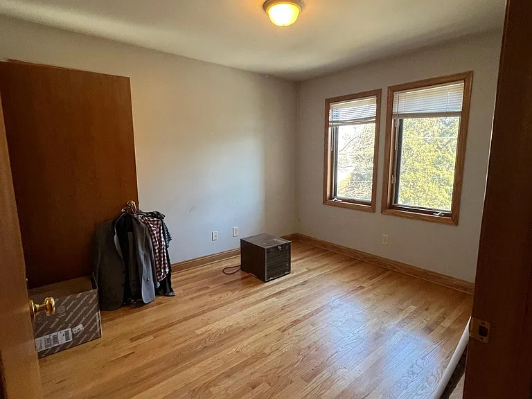 2910 N Newhall St #A — Photo 20