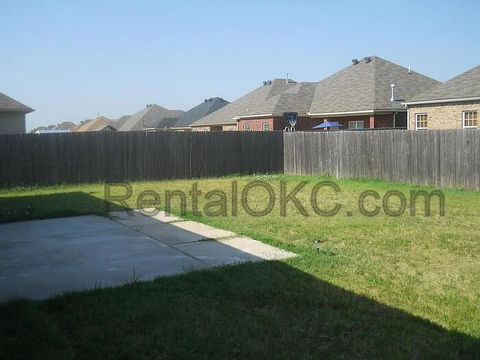 6721 Eagles Lndg — Photo 15