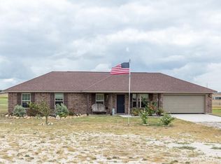 512 Mesa Ridge Dr, Decatur, TX 76234