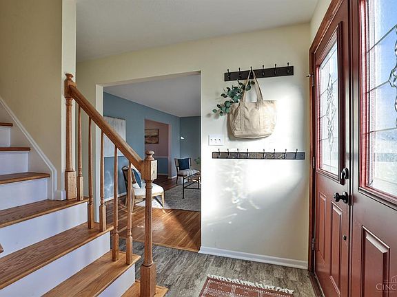 3rd image of 7939 Hoy Ct