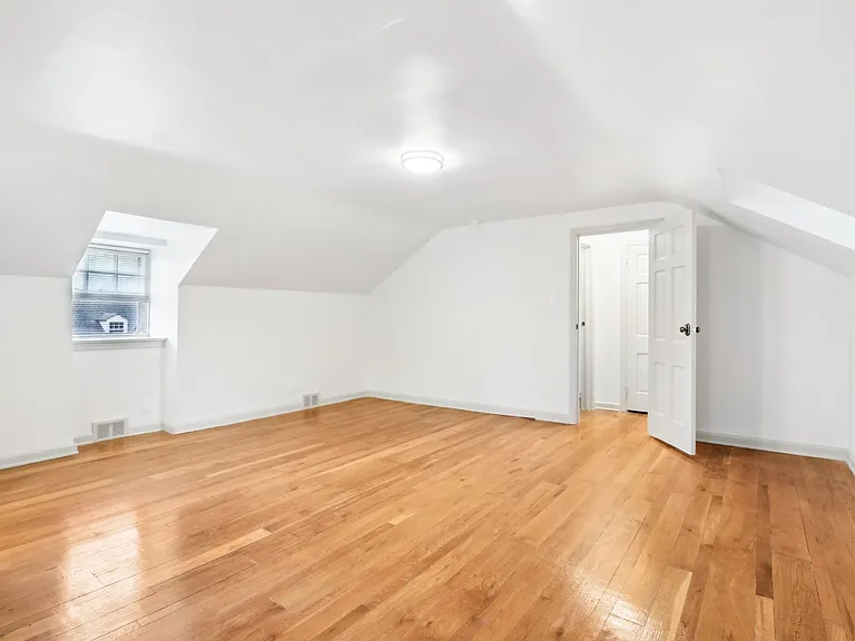 2834 Midvale Ave #M-2834B — Photo 48