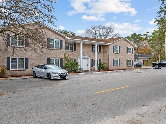 4th image of 610 63rd Ave. N