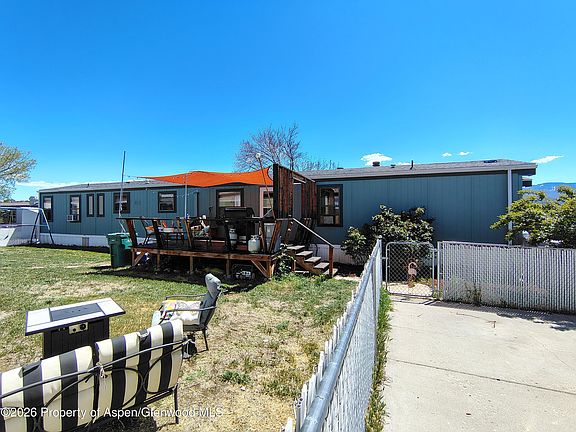 2nd image of 200 W 20th St Trlr A43