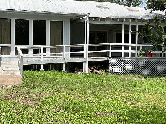 2nd image of 1516 Enchanted River Dr