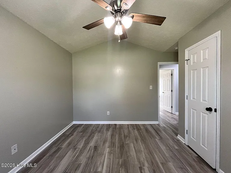 108 Chapel Hill Dr — Photo 23