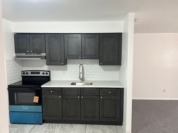 4th image of 120 Saint Charles St
