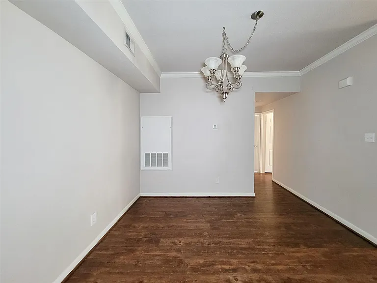 2255 Braeswood Park Dr #259 — Photo 21