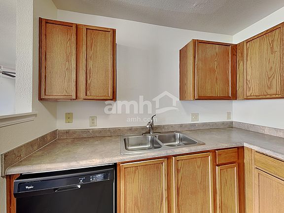 4th image of 10155 Cumberland Pointe Blvd