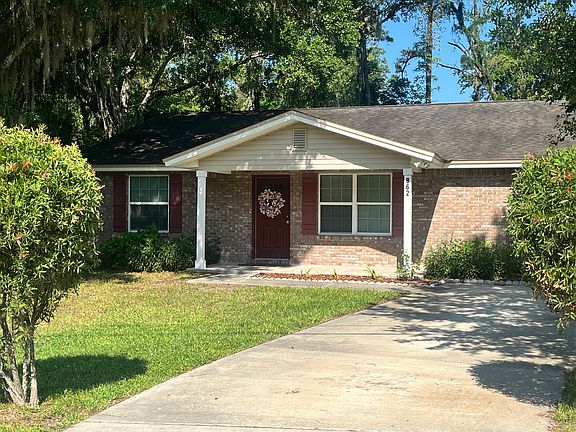 3rd image of 862 Grace Cir W