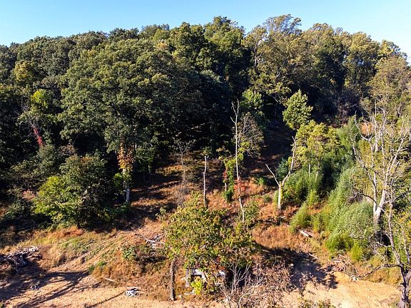 5th image of 1209 Elbow Ln