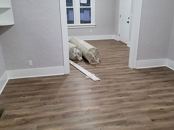 3rd image of 1603 Mississippi St