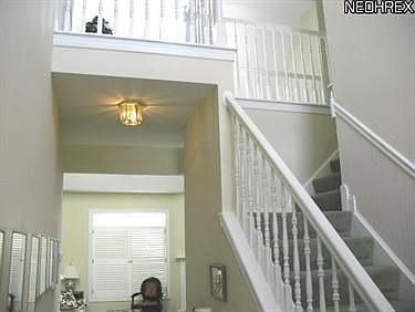4th image of 391 Rosebury Ct #9