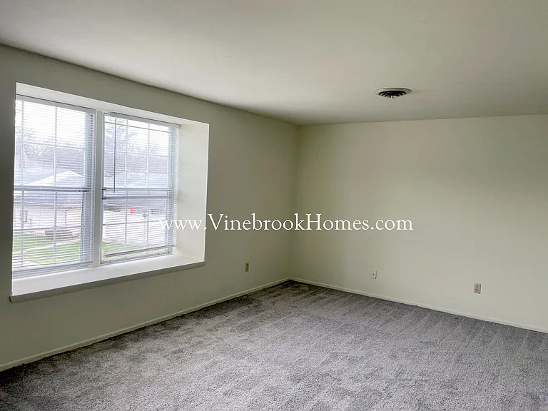 5680 Troy Villa Blvd — Photo 6