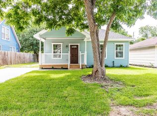 319 Center St, Pasadena, TX 77506