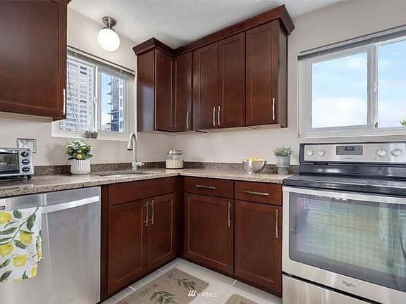 4th image of 1200 Boylston Ave #10A