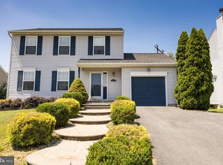 7 Robins Nest Ln, New Castle, DE 19720