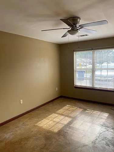 1st image of 8 Iris Dr Unit A