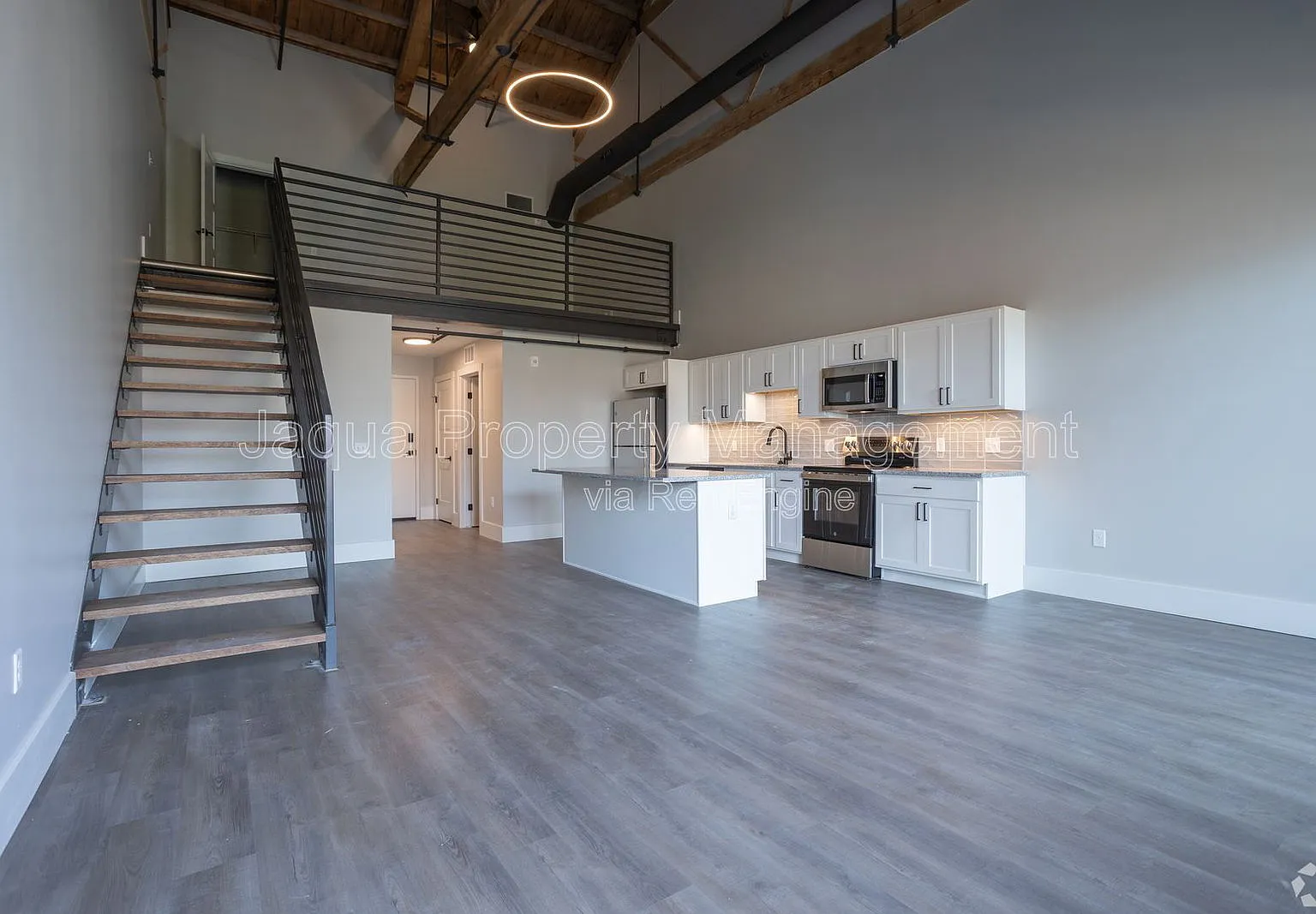 1 bed, 1.0 bath, 1172 sqft, $2,414 — Photo 1