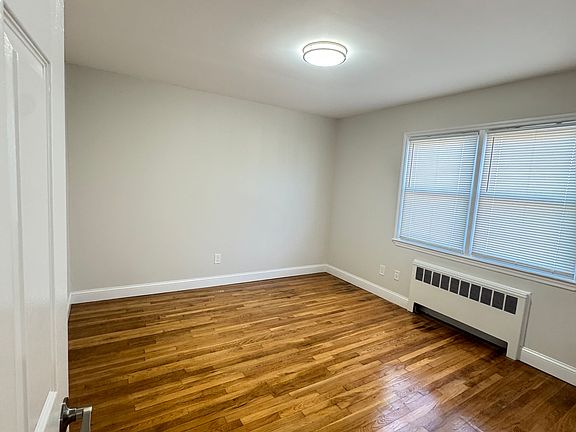 5th image of 41 Amackassin Ter Floor 2