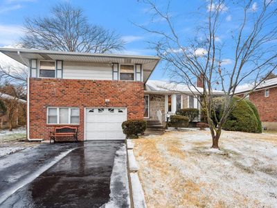 10 Berkley Lane, Syosset, NY, 11791