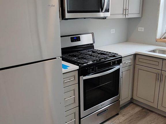 3rd image of 2858 W Lotus Ave #1