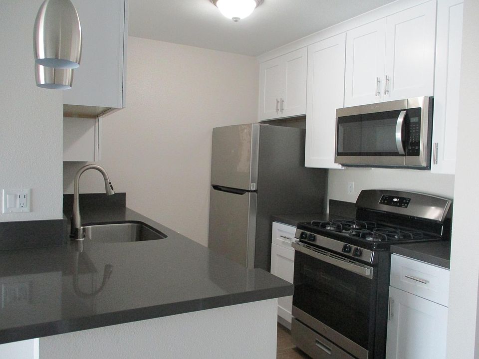 Stainless appliances built-in microwave