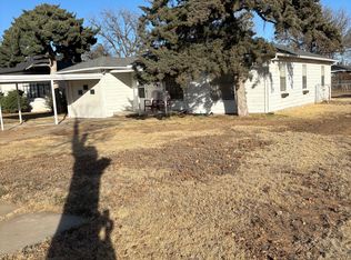 1329 Broadmoor St, Amarillo, TX 79106
