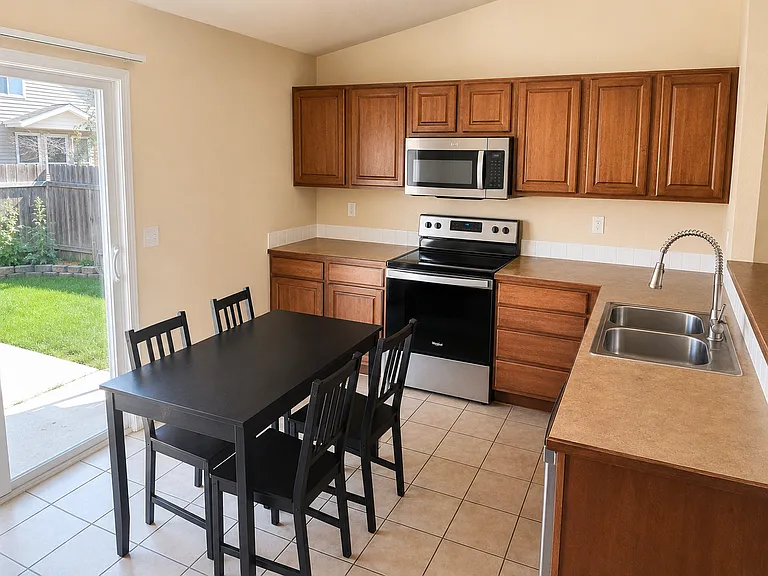 9204 W Lillywood Dr — Photo 3