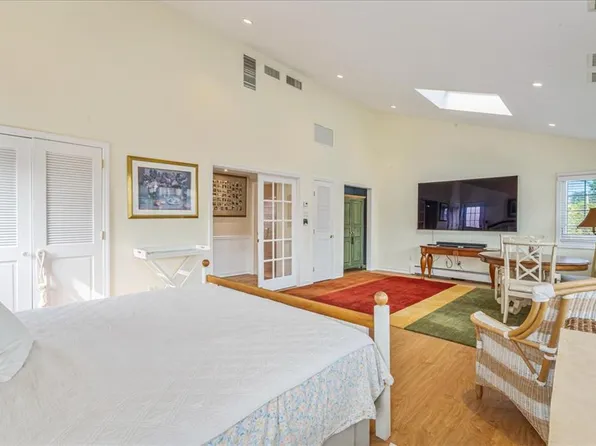 154-45 Riverside Drive image 19 of 38