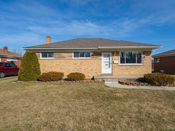 8537 Helen St, Center Line, MI 48015