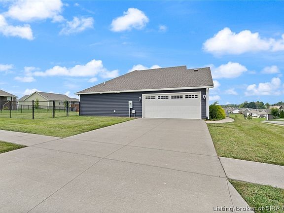 4th image of 6003 Crestview Lane