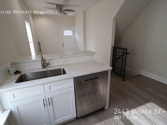 4th image of 2443 Jasper St #A
