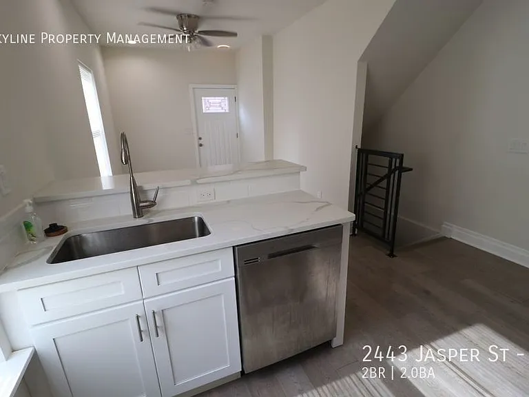 2443 Jasper St #A — Photo 4