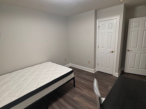 2nd image of 230 Bronze Leaf Dr #3