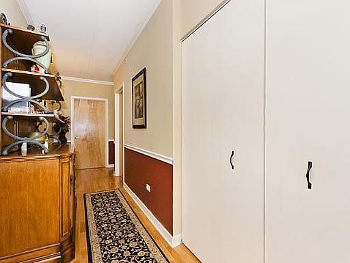 4th image of 900 Chicago Ave Unit 407