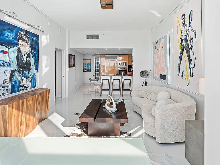 6801 Collins Ave #Penthouse 01 — Photo 8