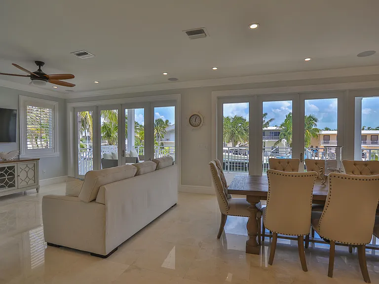 128 Leoni Dr — Photo 13