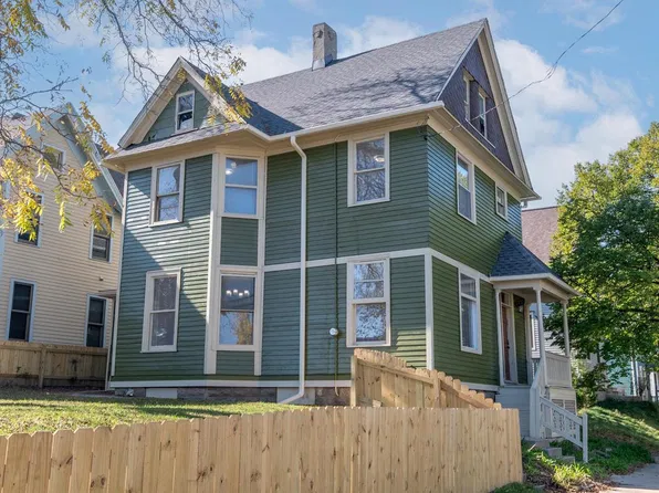 107 W Brown STREET, Milwaukee, WI 53212