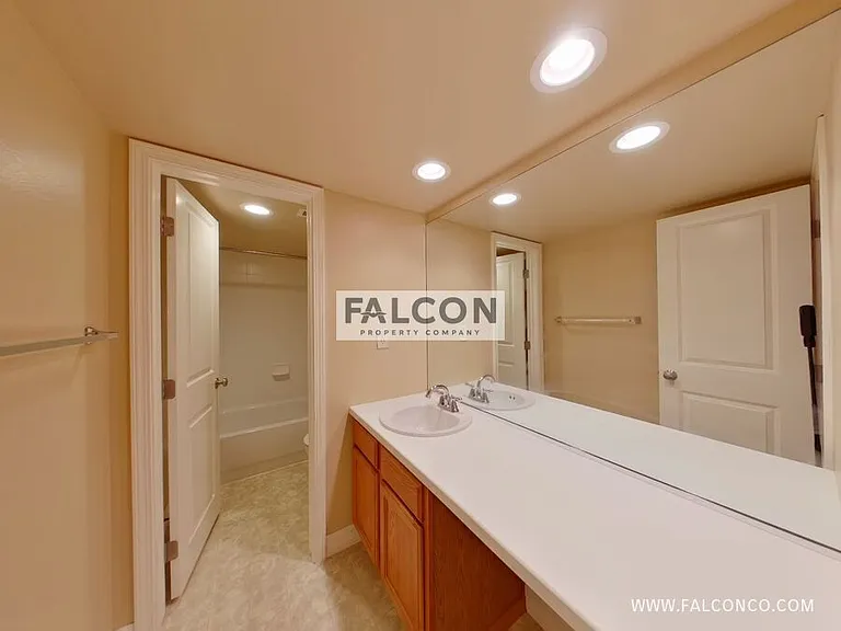 10525 Black Elk Way — Photo 17