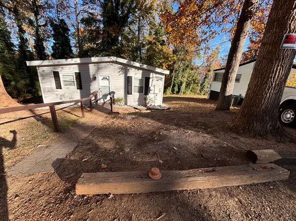6227 Hickory Rd, Quinton, VA 23141