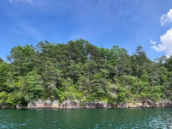 6 Pointe Sixteen, Crane Hill, AL 35053