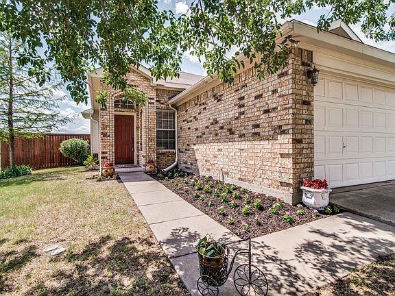 4th image of 471 Tolleson Dr