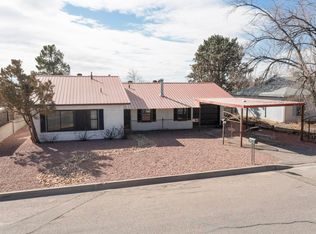 1670 Borealis Ave SE, Rio Rancho, NM 87124