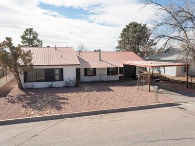 1670 Borealis Ave SE, Rio Rancho, NM, 87124