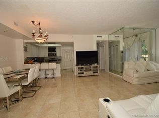 9805 NW 52nd St APT 201, Doral, FL 33178